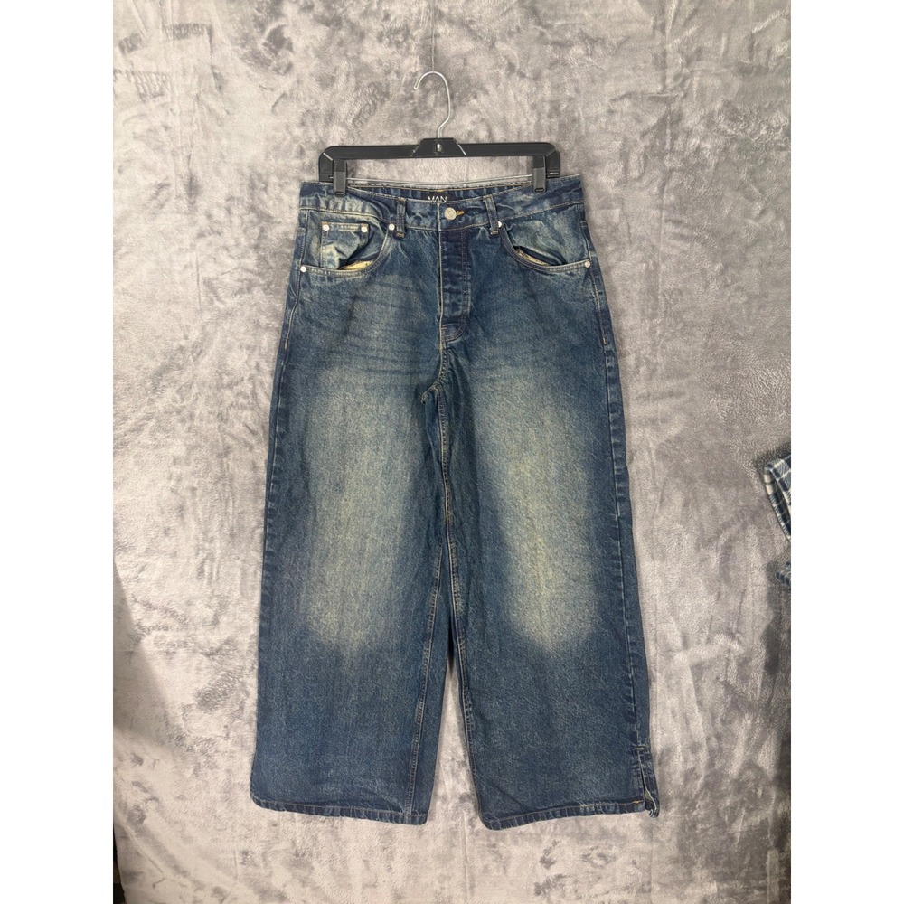 Boohoo MAN Wide Leg Jeans Medium Wash Faded Denim Button Fly Streetwear 33x21.5